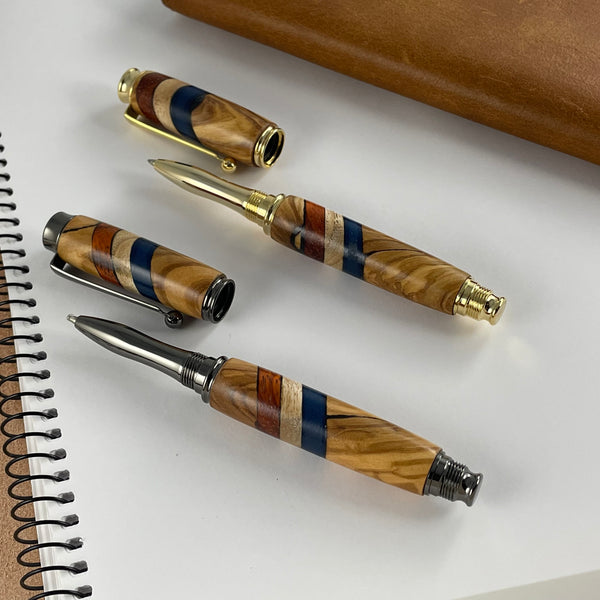Parure 2 Stylos Premium Bois Tricolore Drapeau Français. Personnalisé avec gravure. Livré avec boîte cadeau luxe.