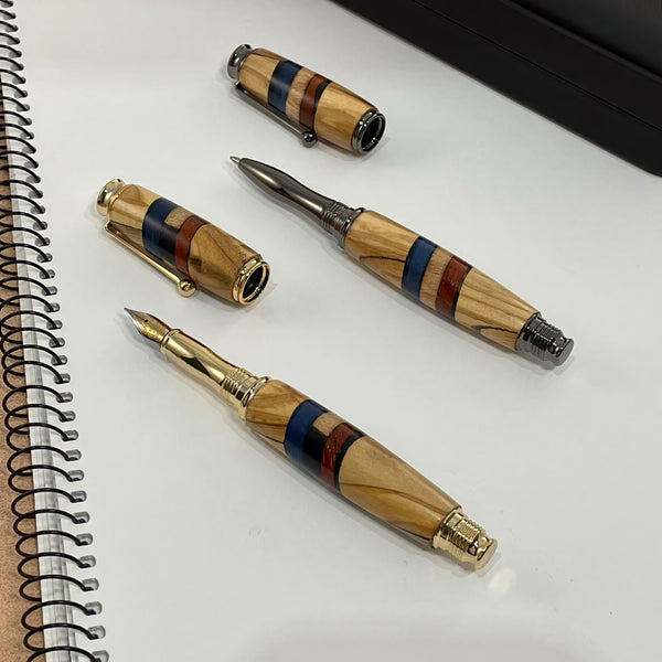 Parure 2 Stylos Premium Bois Tricolore Drapeau Français. Personnalisé avec gravure. Livré avec boîte cadeau luxe.