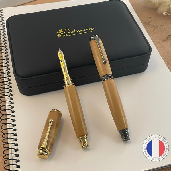 Parure 2 Stylos Premium Bois Cèdre de France. Personnalisé avec gravure. Livré avec boîte cadeau luxe.