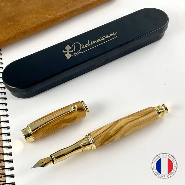 Stylo plume en bois d'Olivier, fabriqué main en France. Stylo Déclinaisons.