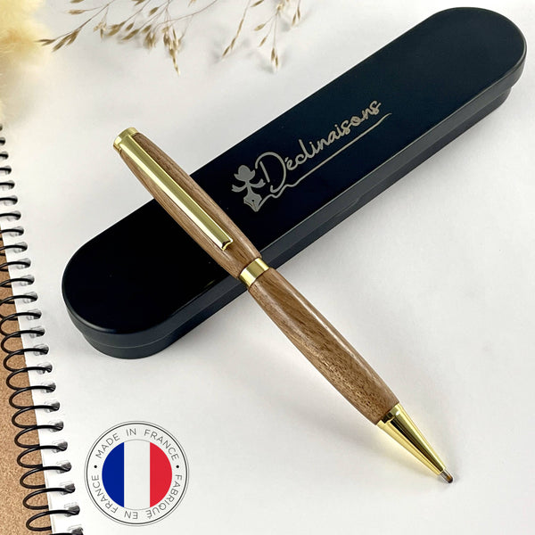 Stylo en bois de Noyer des Pyrénées, fabriqué main en France. Stylos Déclinaisons